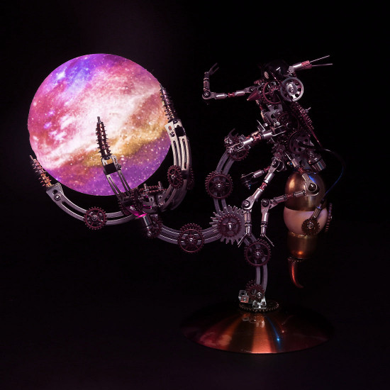 628pcs steampunk mechanical metal wasp on glow jupiter moon planet series