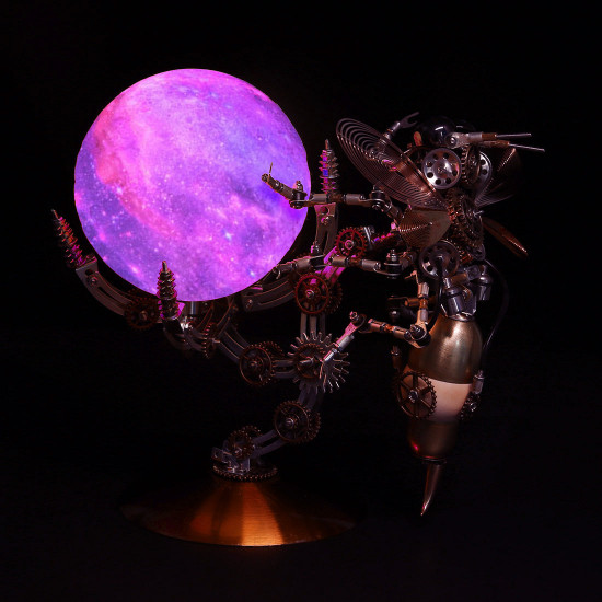 628pcs steampunk mechanical metal wasp on glow jupiter moon planet series