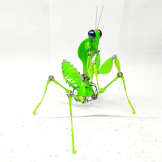 green mantis steampunk bug  assembled model kits metal 3d  sculpture crafts