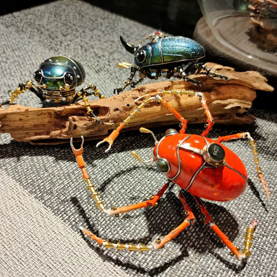 steampunk red little six-legs beetle 3d metal bug insect model handmade assembled crafts